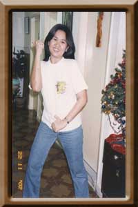 Nerie doing the Diana Zubiri pose